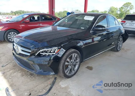 2020 Mercedes-Benz C 300 4Matic из США, поврежденный, VIN 55SWF8EB2LU332625